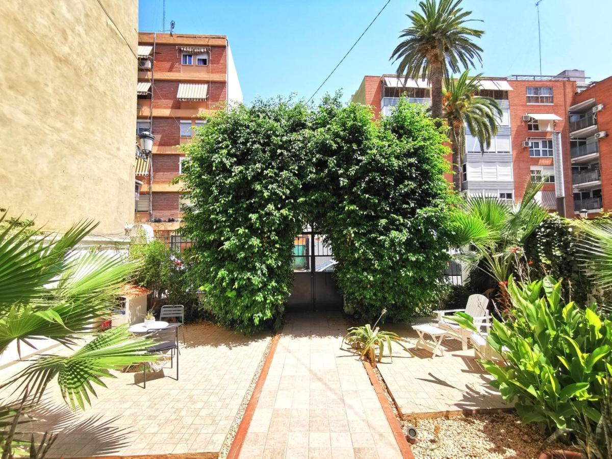 Portrait Boutique Guesthouse Валенсия Екстериор снимка
