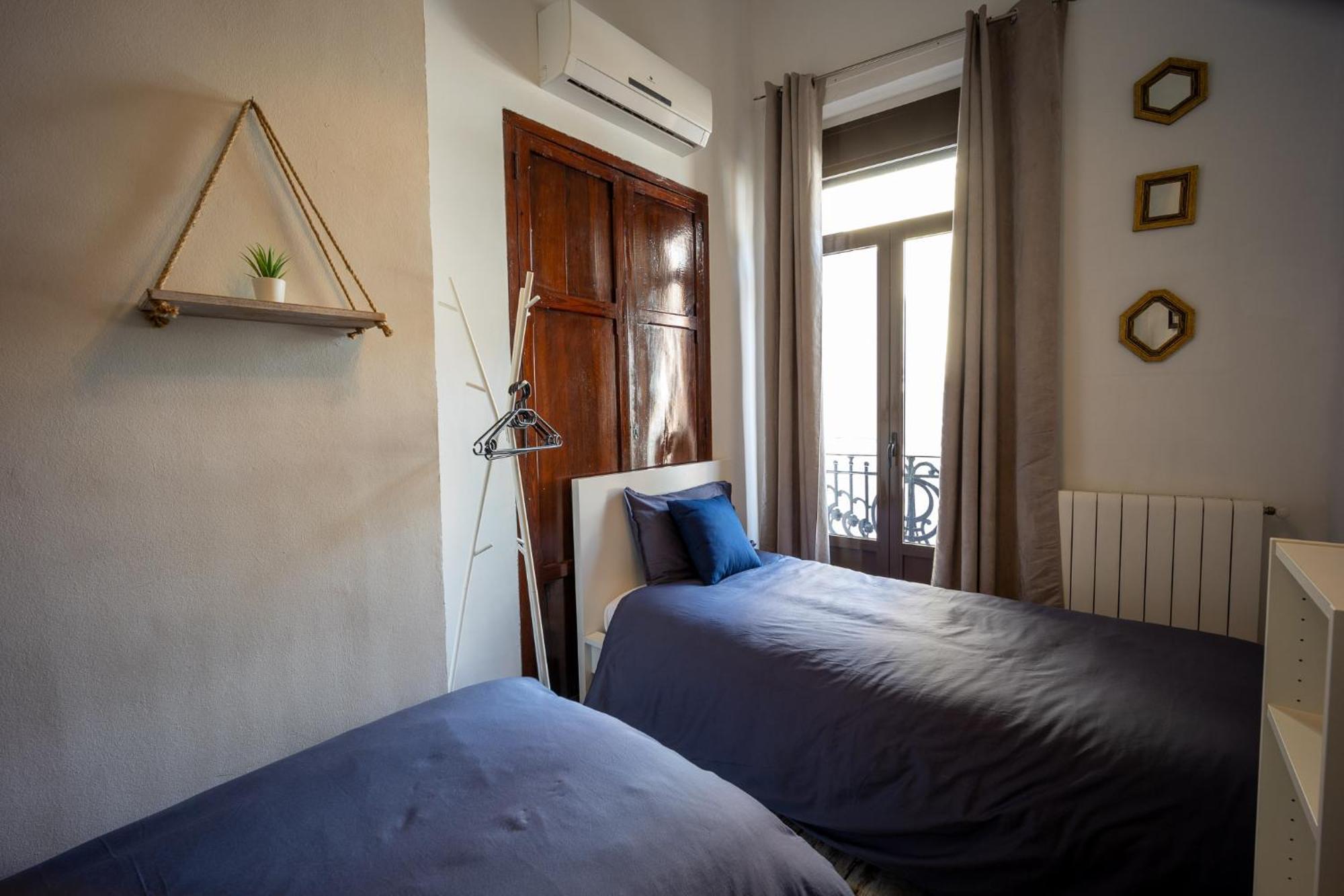 Portrait Boutique Guesthouse Валенсия Екстериор снимка